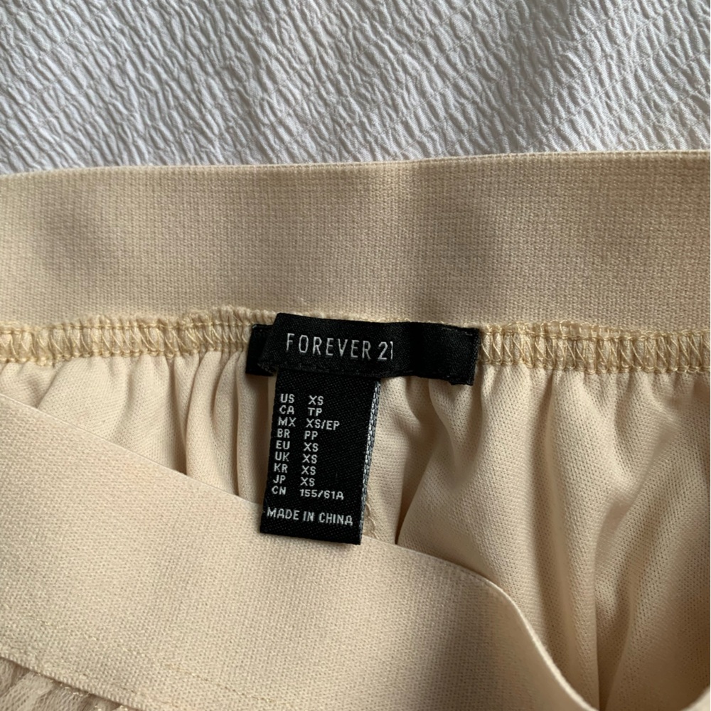 Forever 21 Cream Tulle A-Line Skirt - Picture 6 of 6